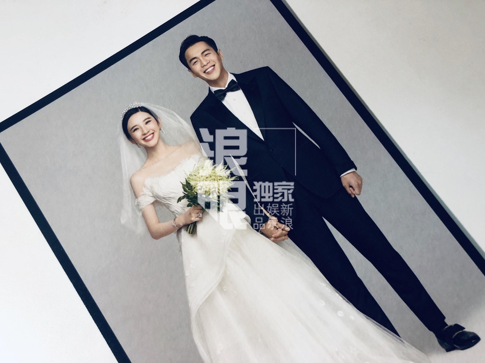 亲密的婚纱照_婚纱照风格(3)