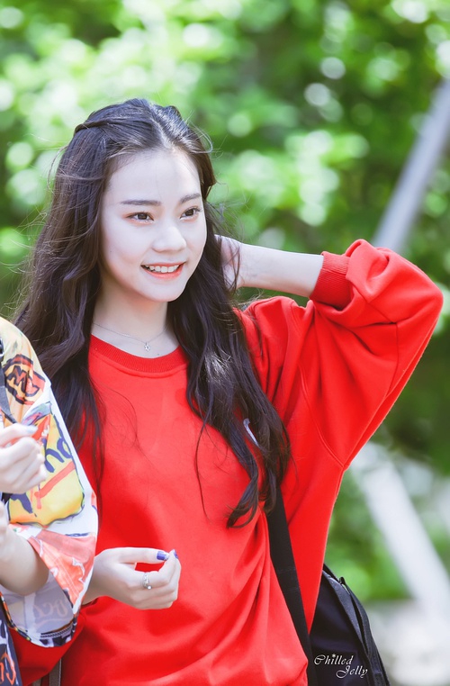 组图:《创造101》女团小姐姐们私服曝光 美岐