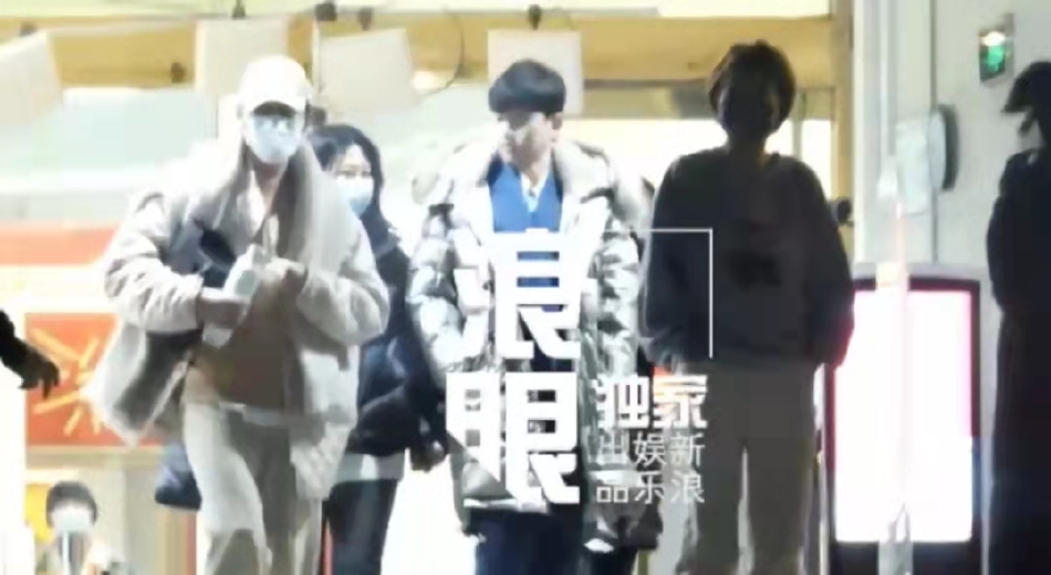 组图：2022央视春晚第三次大联排 李宇春赵丽颖易烊千玺等现身_19