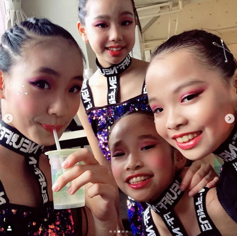 组图：小S母女四人同框！女儿大长腿吸睛亲子活动未见老公许雅钧