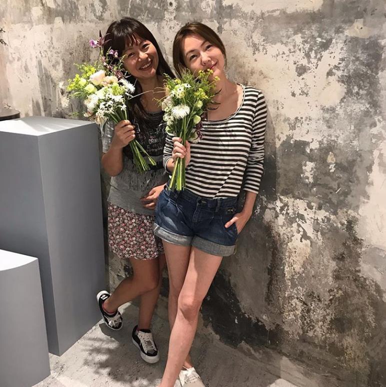 组图：小S母女四人同框！女儿大长腿吸睛亲子活动未见老公许雅钧