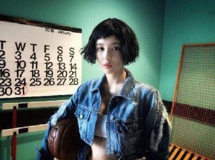 组图：女明星挑战狗啃刘海风格大不同 baby摩登复古娜扎摇滚范足