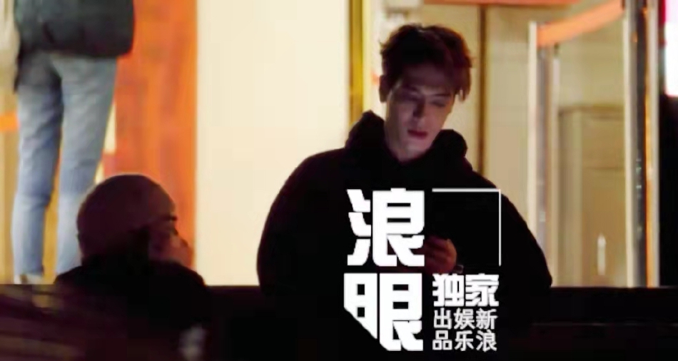 组图：2022央视春晚第三次大联排 李宇春赵丽颖易烊千玺等现身_8