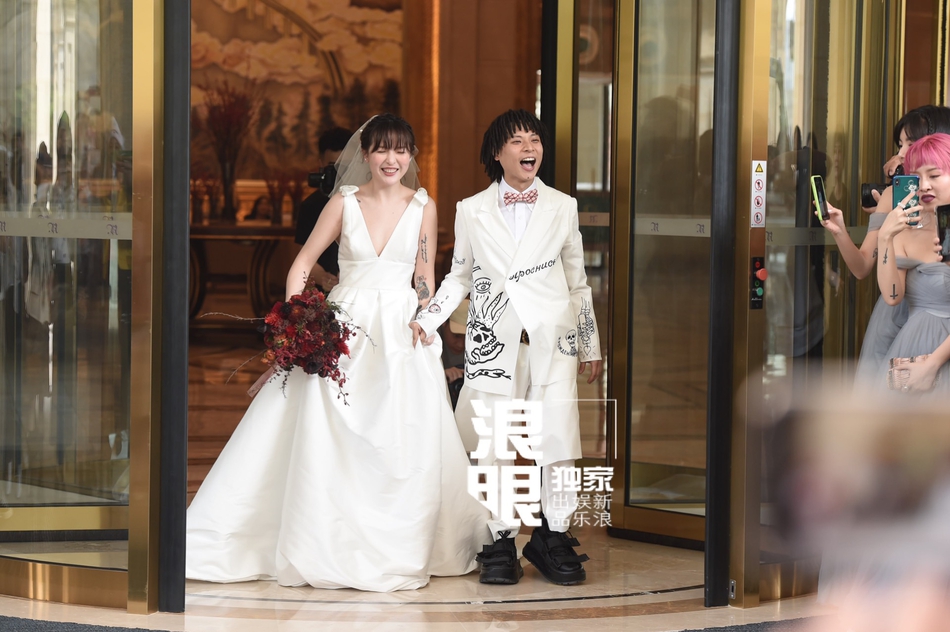 西服婚纱_灌篮高手穿西服婚纱(2)