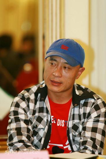 赵四刘小光婚内出轨!与妻子曾是二人转搭档