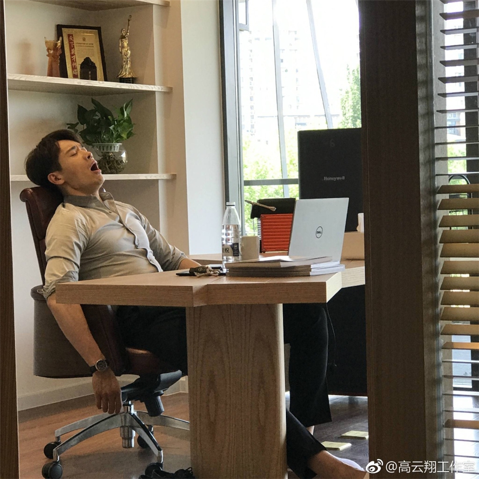 偷拍老总(2)