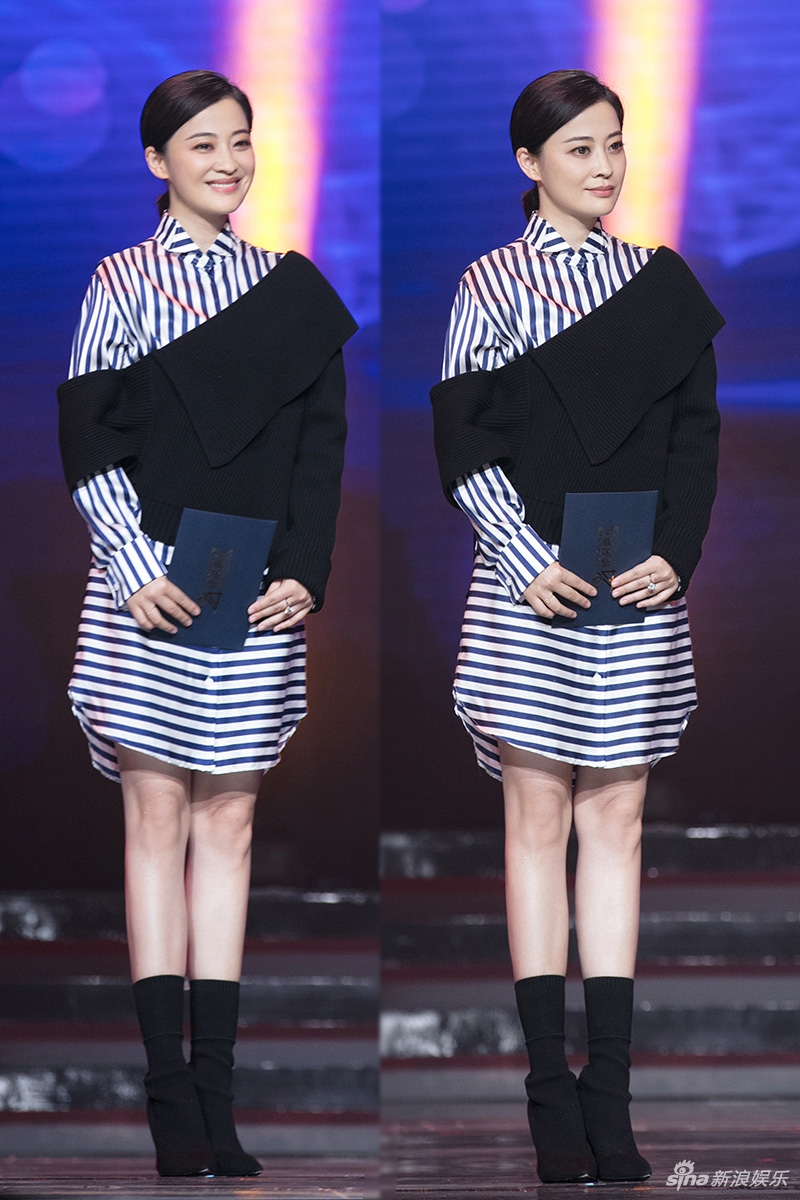 幸福洋溢!梅婷亮相“鸽子蛋”婚戒抢镜(组图)