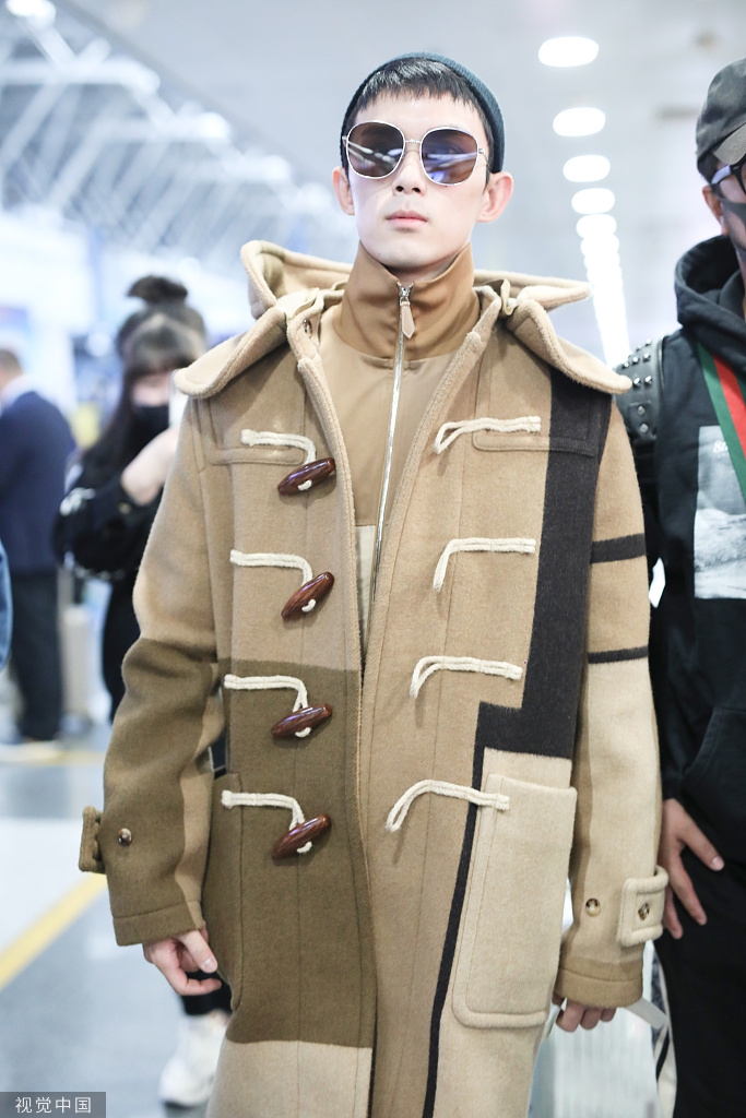 吴磊风衣_吴磊长歌行图片(2)