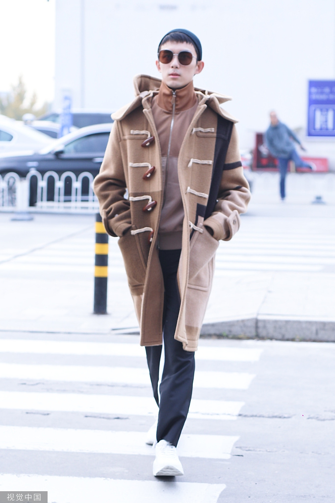 吴磊风衣_吴磊长歌行图片(2)