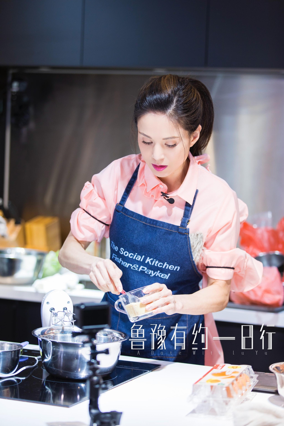 组图：TVB女神重聚！李若彤状态佳大展厨艺陈慧珊胖了