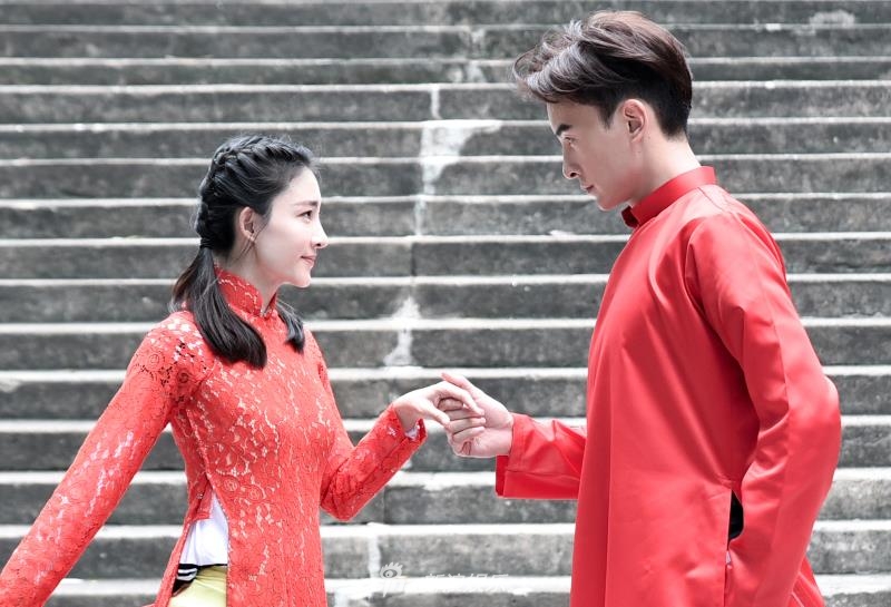 郑元畅婚纱照_郑元畅林依晨(2)