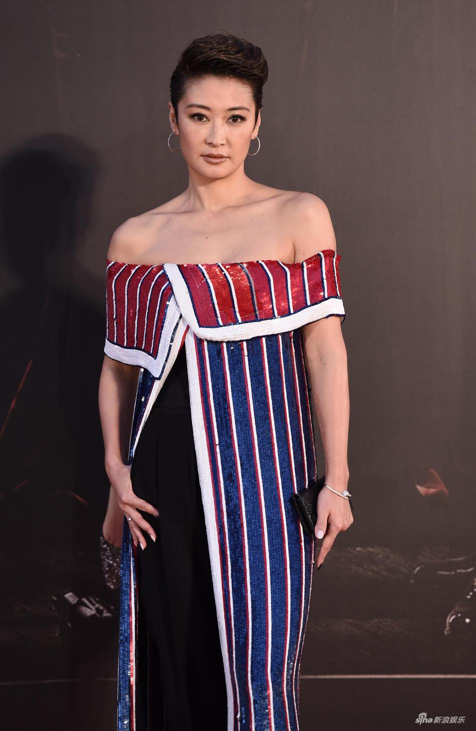 金像奖红毯星光闪耀 赵薇章子怡这是撞衫吗(组图)