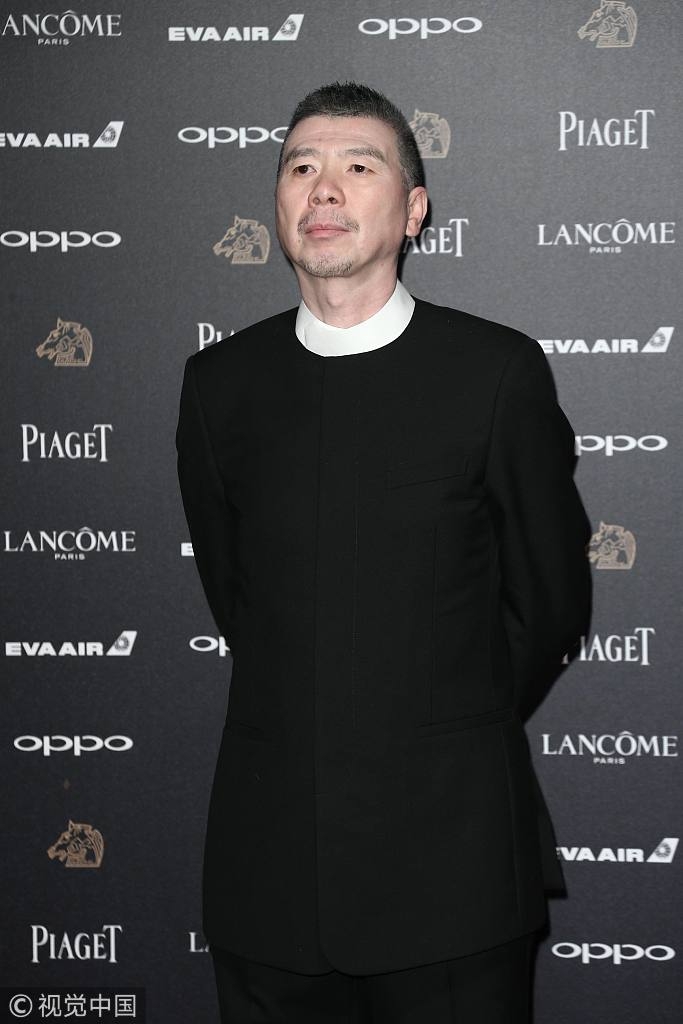 新浪娱乐讯 北京时间2017年11月25日晚，第54届台湾电影金马奖颁奖典礼在台北举行，新浪娱乐图文呈现。红毯星光闪耀，女星们争相斗性感。（图库/图）