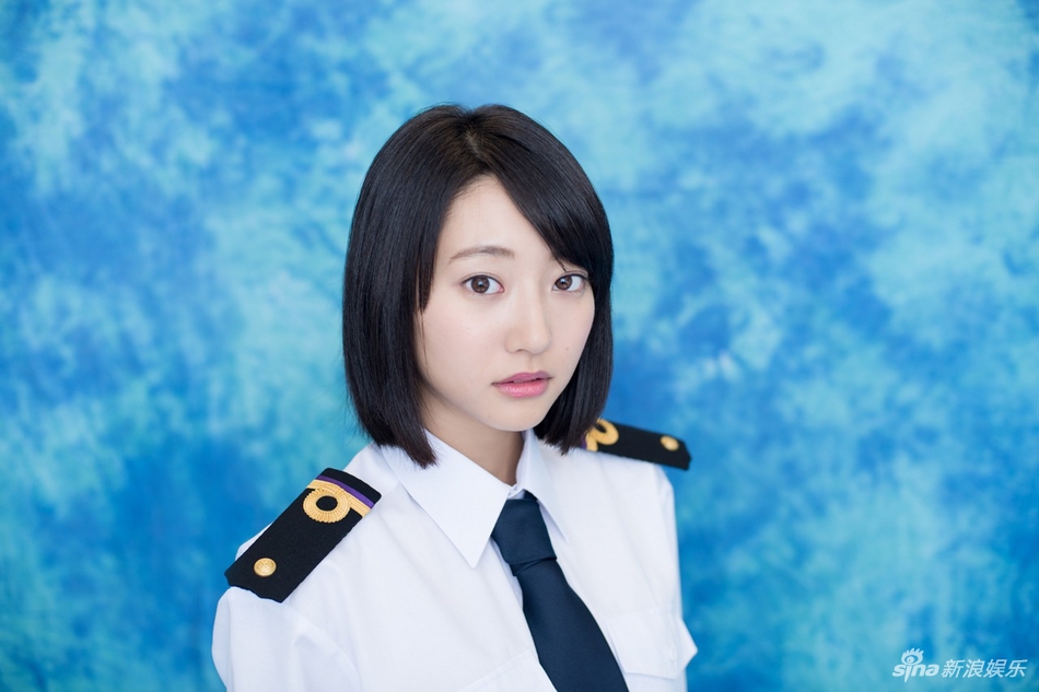 组图 日女星武田玲奈上演制服诱惑帅气中不失甜美可爱 高清图集 新浪网