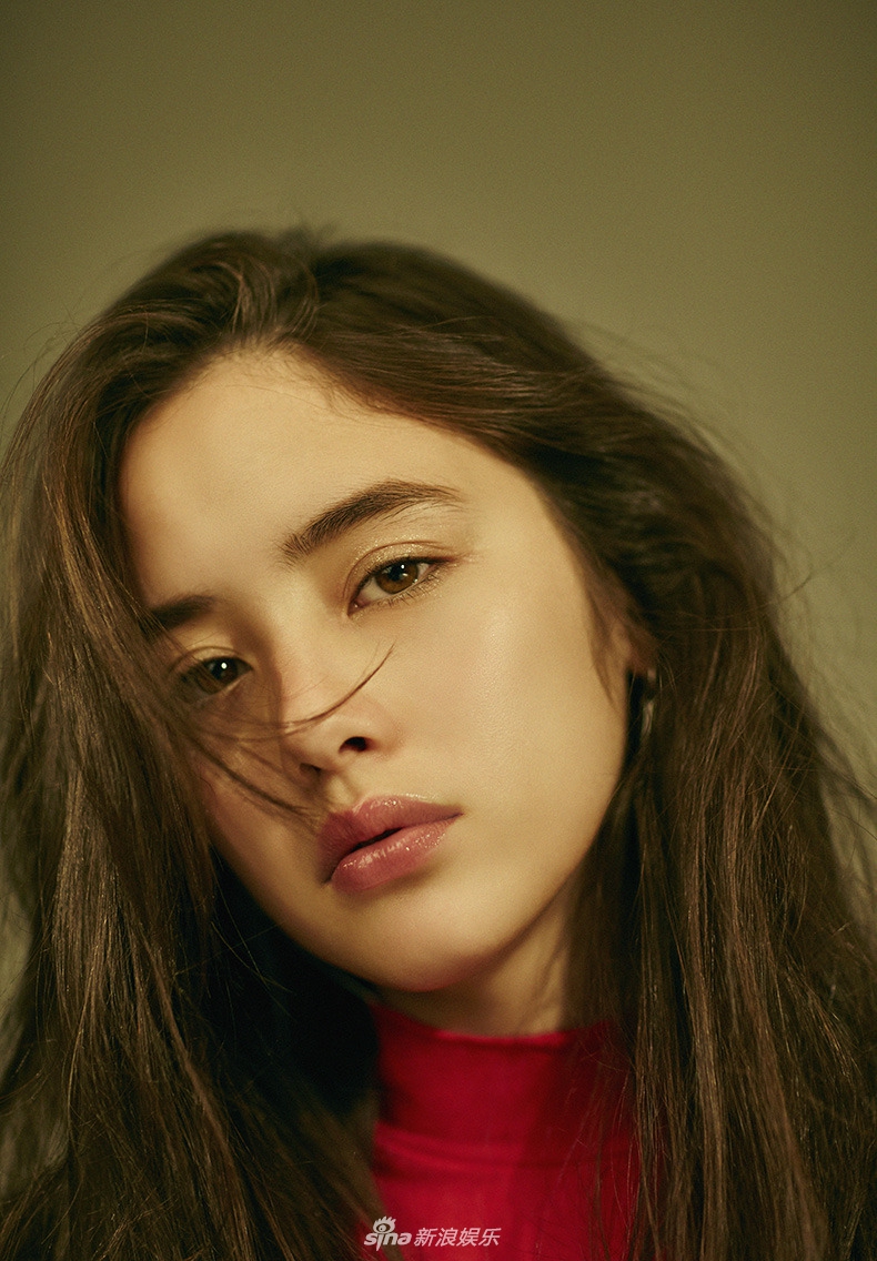 组图:日本混血模特写真曝光深邃眼眸上演异域