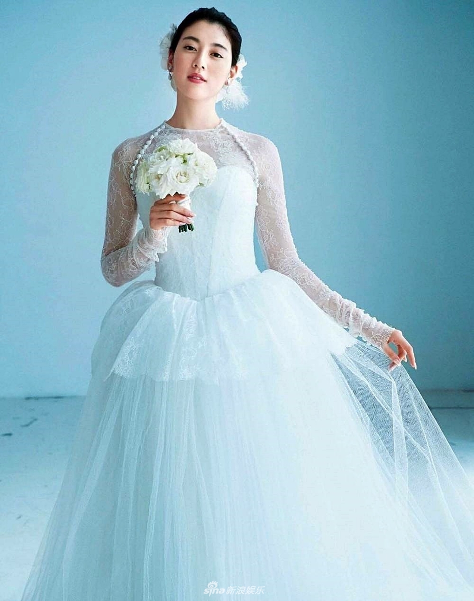女婚纱图_婚纱头像女(3)