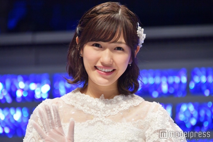组图:永远发光的王道偶像 渡边麻友开akb毕业演唱会