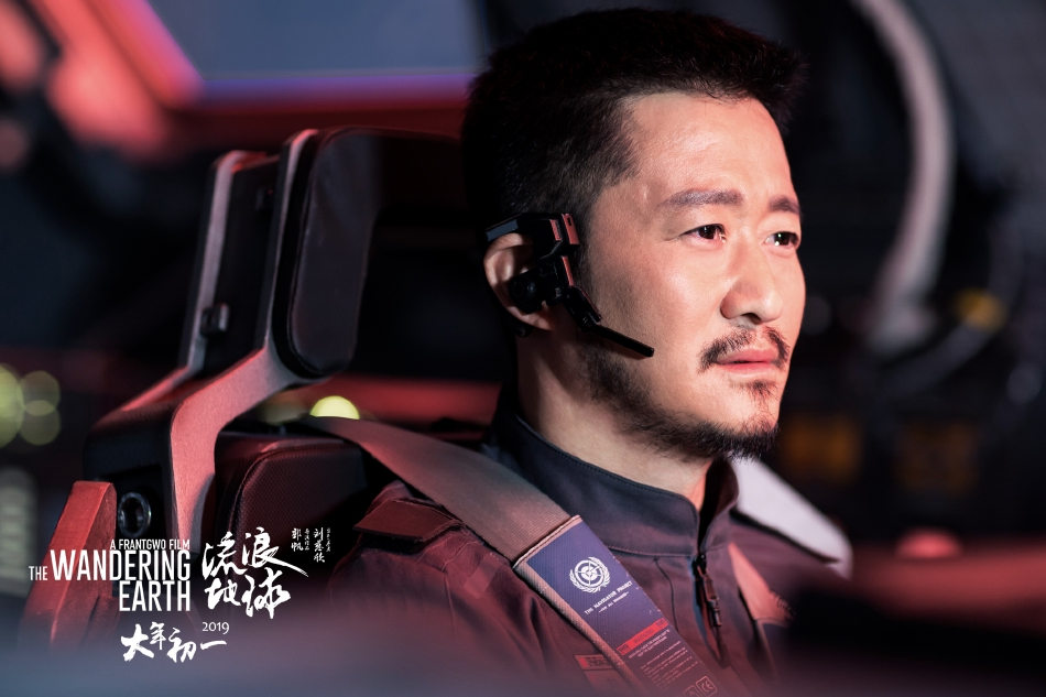 组图：吴京晒《流浪地球2》片场照 已定档2023年春节上映_3