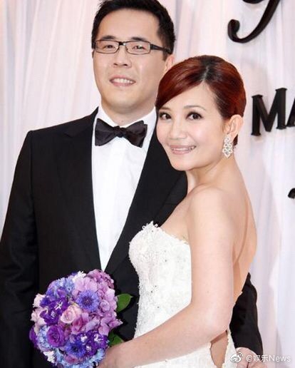 [奇趣网]梁静茹承认与老公赵元同离婚 男方上月曾公开否认劈腿