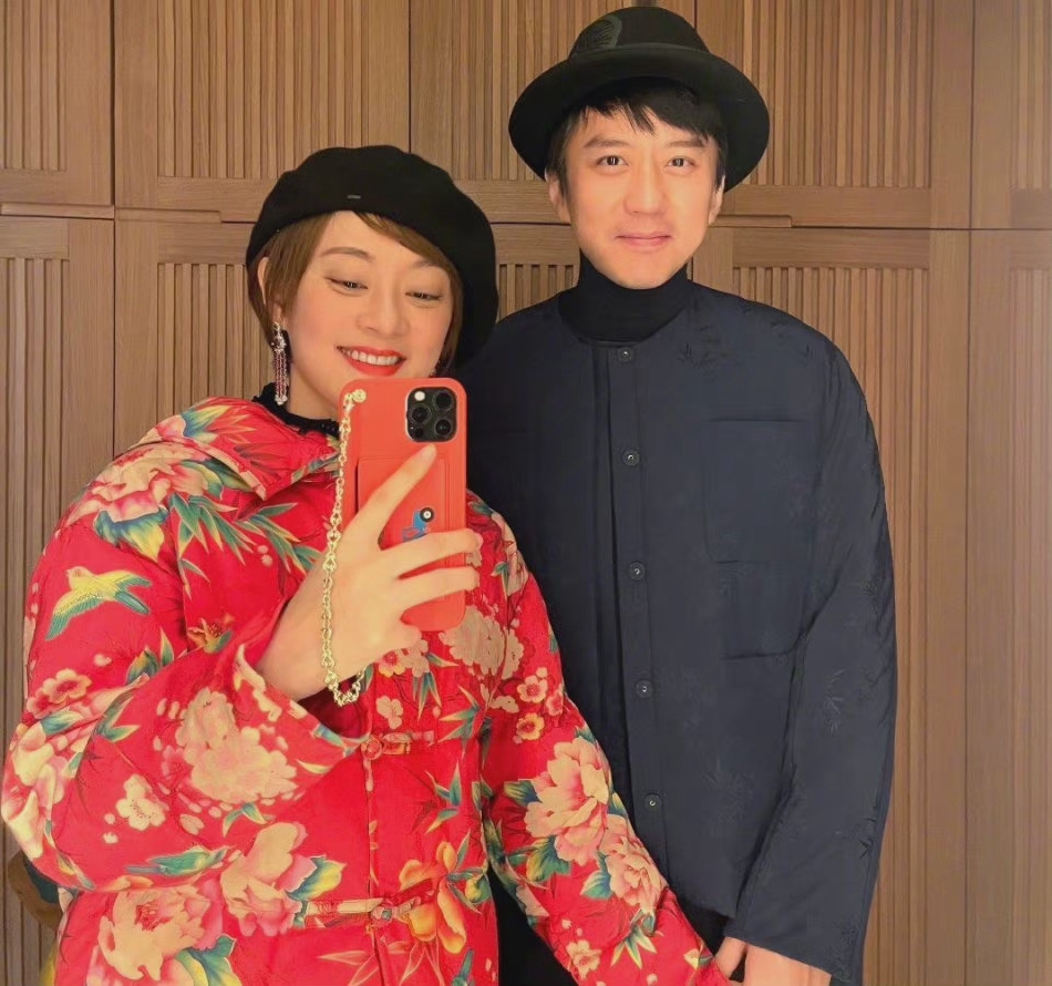 组图：邓超晒照庆祝结婚十一周年 孙俪感慨是怎么熬过来的_7