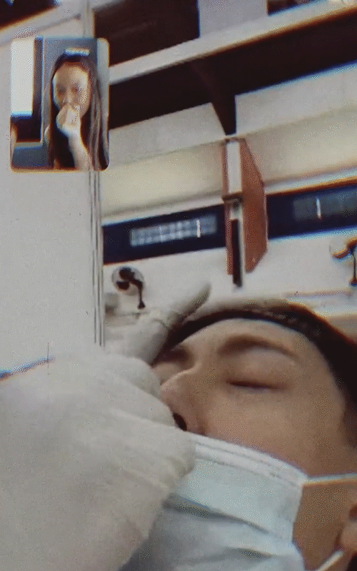 吴尊直播核酸检测捅鼻子 neinei害怕不