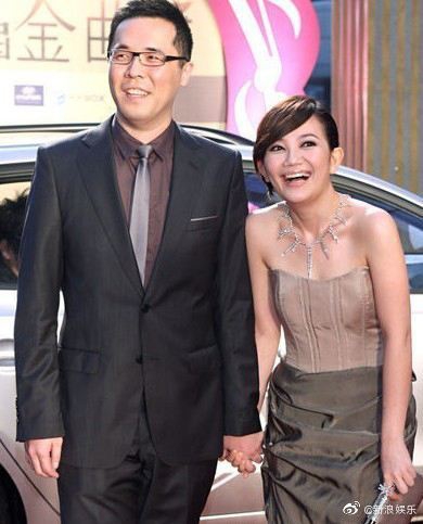 [奇趣网]梁静茹承认与老公赵元同离婚 男方上月曾公开否认劈腿