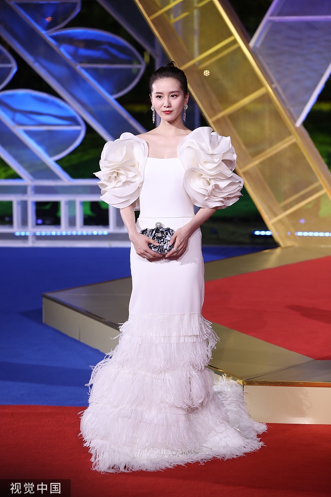 [奇趣网]回忆杀！《仙剑3》胡歌霍建华刘诗诗袁弘金鸡奖同框