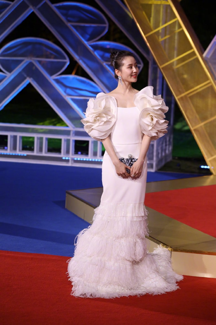 [奇趣网]回忆杀！《仙剑3》胡歌霍建华刘诗诗袁弘金鸡奖同框