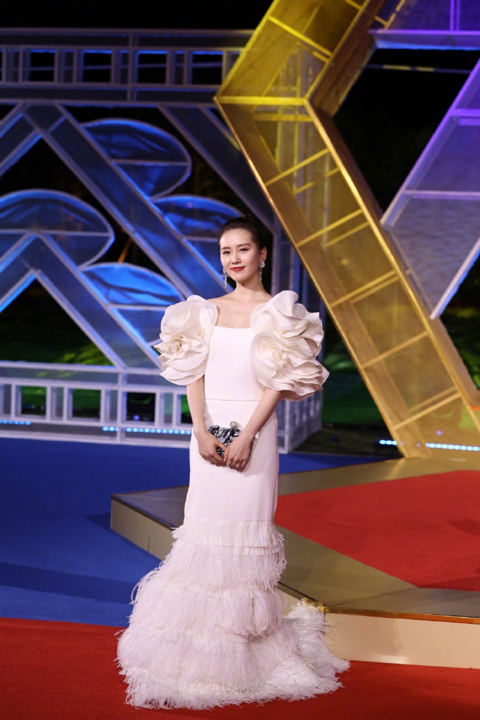 [奇趣网]回忆杀！《仙剑3》胡歌霍建华刘诗诗袁弘金鸡奖同框