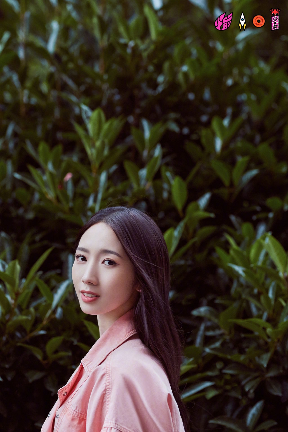 娜扎孟美岐等5名小花撞衫 各有风姿谁能艳压群芳？