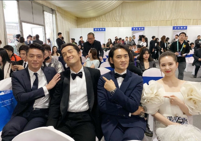 [奇趣网]回忆杀！《仙剑3》胡歌霍建华刘诗诗袁弘金鸡奖同框