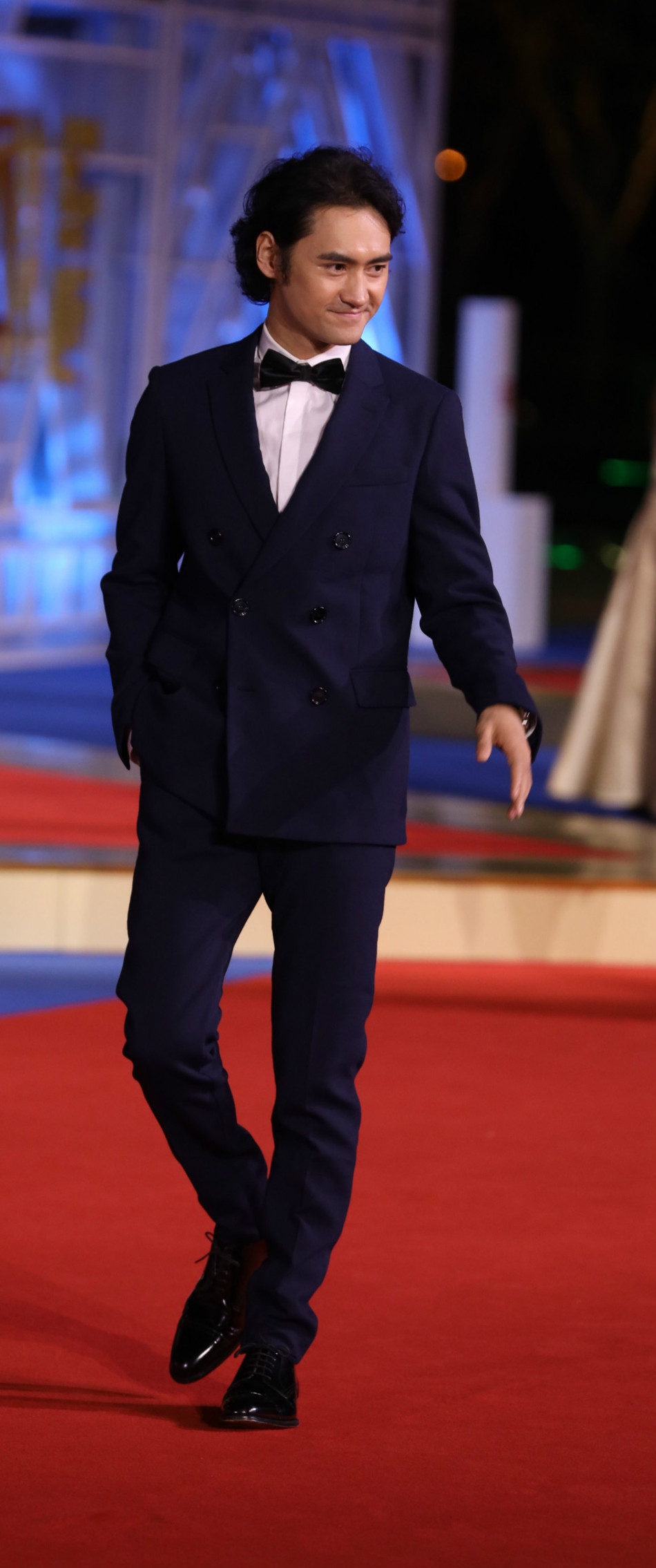 [奇趣网]回忆杀！《仙剑3》胡歌霍建华刘诗诗袁弘金鸡奖同框