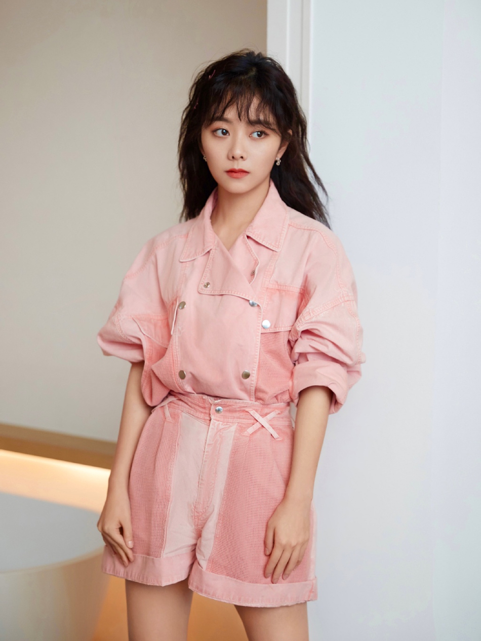 娜扎孟美岐等5名小花撞衫 各有风姿谁能艳压群芳？