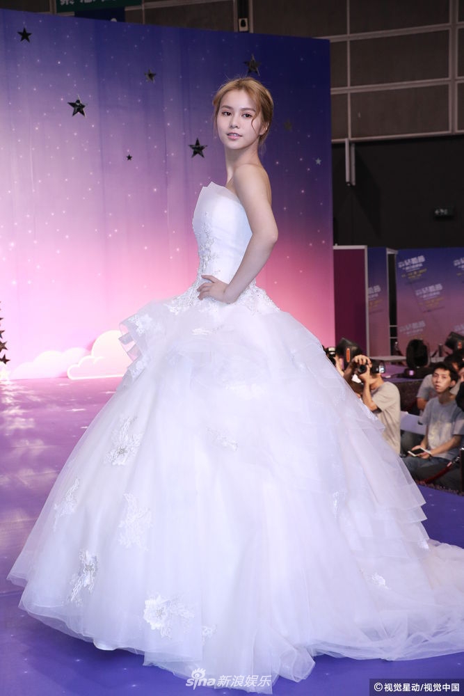 婚纱礼服展会_婚纱礼服(2)