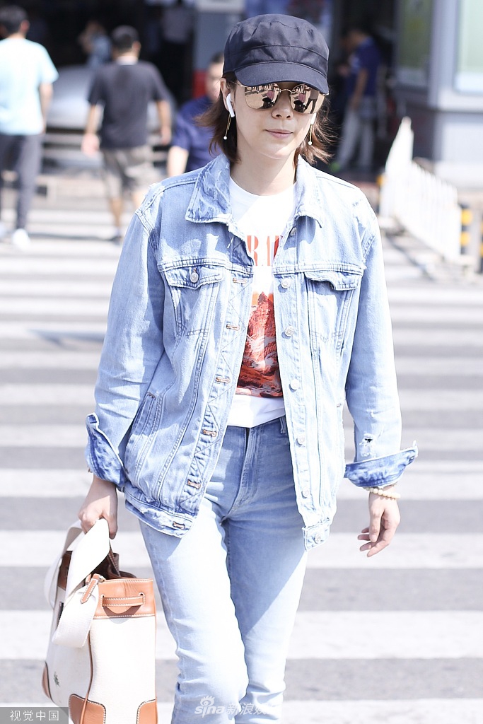 国际足球转会-乐鱼app(leyu)官方网站-乐鱼官网