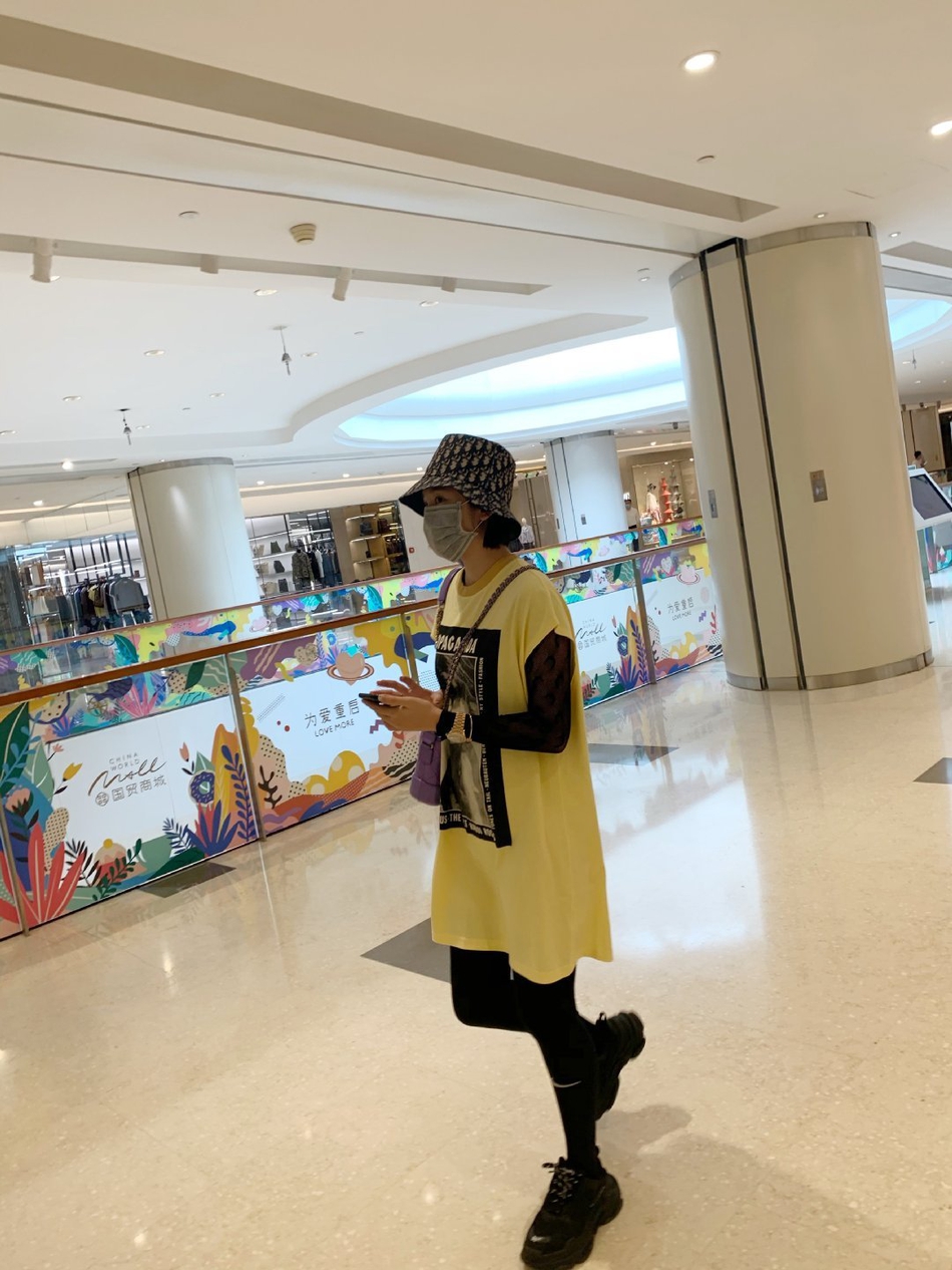 阿迪达斯清风系列