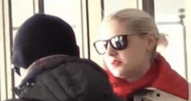 【奇趣网】撒贝宁结婚三年多低调甜蜜 外籍妻子诞下混血龙凤胎