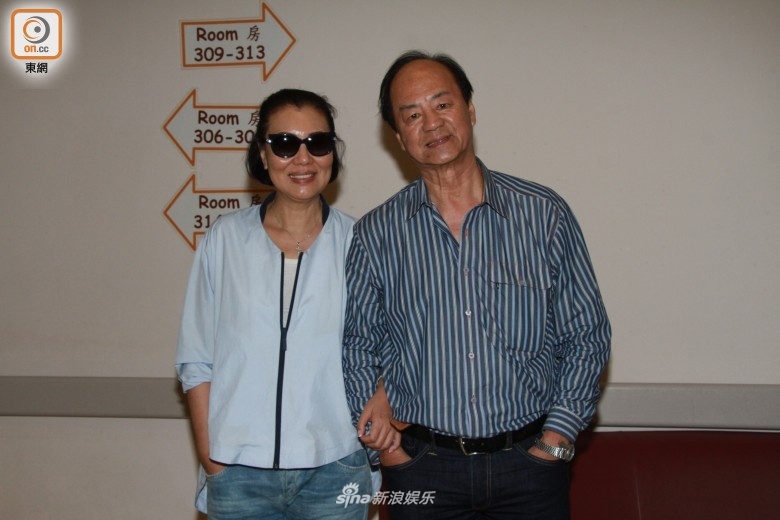 71岁狄龙再当爷爷 与太太陶明敏看孙子难掩兴奋