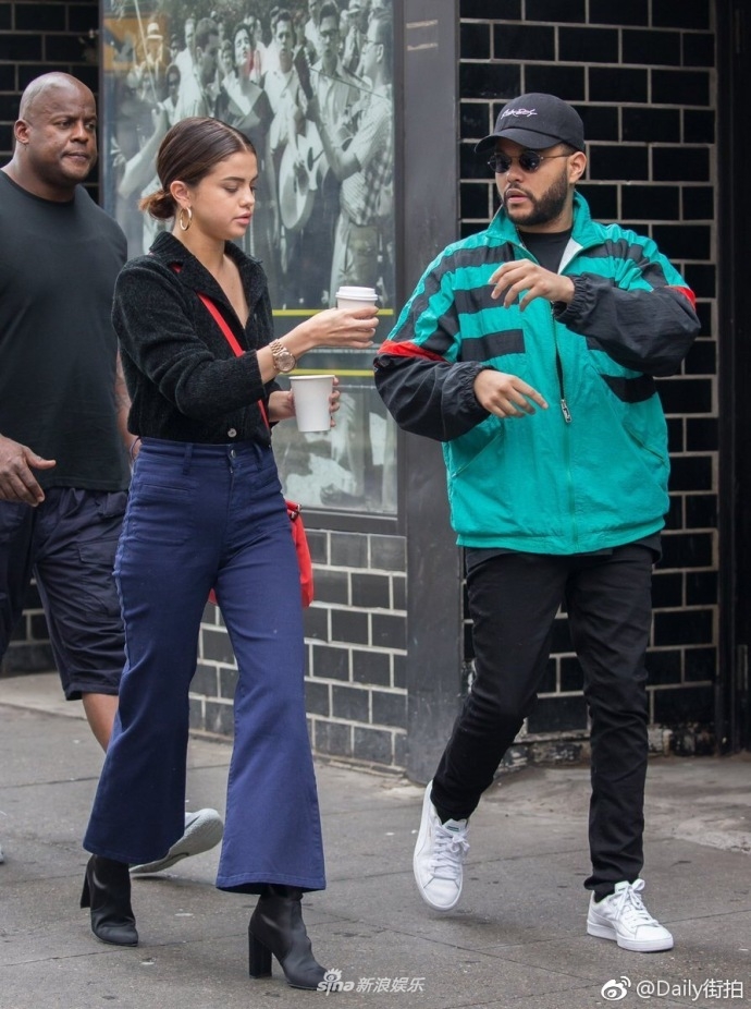 赛琳娜男朋友本尼照片 bJOz-fykpyua5454399.jpg