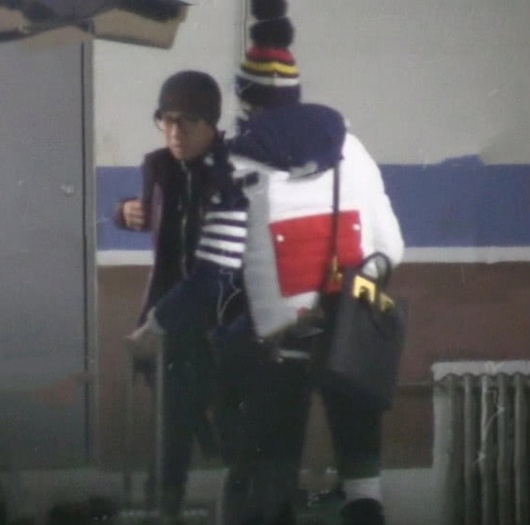 【奇趣网】撒贝宁结婚三年多低调甜蜜 外籍妻子诞下混血龙凤胎