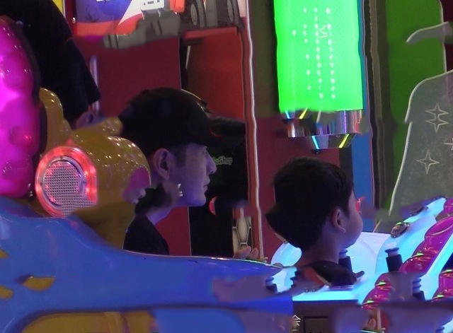 黄健翔张靓颖-乐鱼app(leyu)官方网站-乐鱼官网