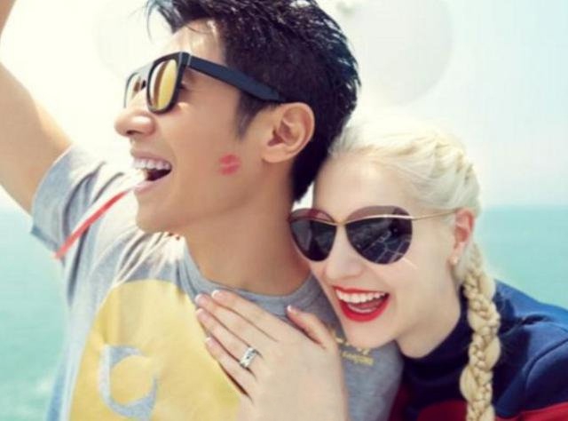 【奇趣网】撒贝宁结婚三年多低调甜蜜 外籍妻子诞下混血龙凤胎