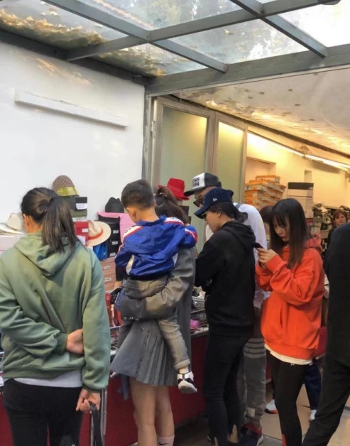 球迷用品-乐鱼app(leyu)官方网站-乐鱼官网