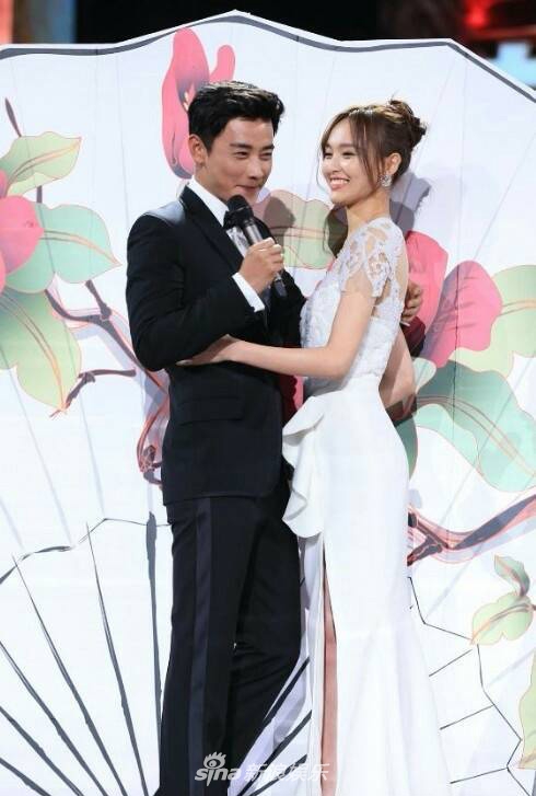 罗晋的婚纱照_唐嫣罗晋婚纱照