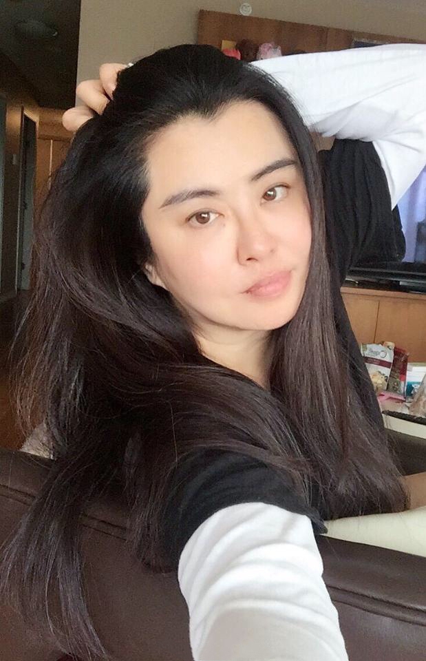 「奇趣网」岁月不败美人！王祖贤晒圣诞节自拍气质依旧