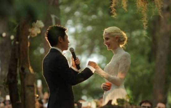 【奇趣网】撒贝宁结婚三年多低调甜蜜 外籍妻子诞下混血龙凤胎