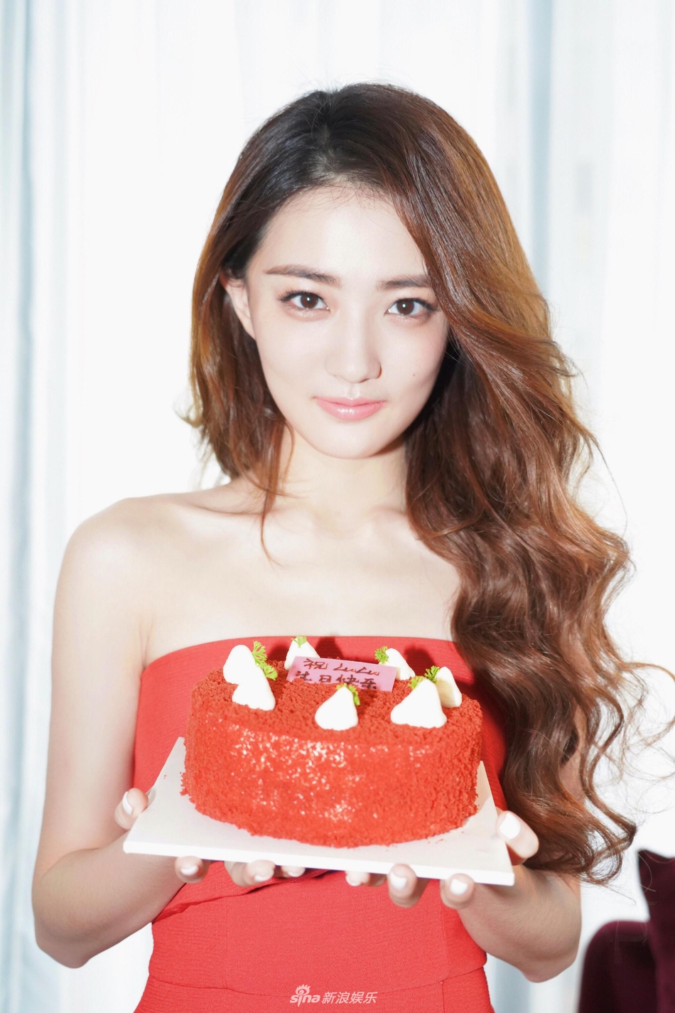 组图:徐璐获两项殊荣 闪光少女再获肯定