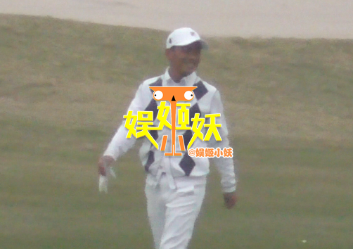 高尔夫打球人口_高尔夫图片打球图片(3)