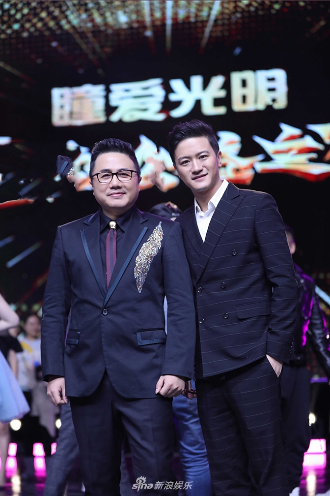 白一弘老总_老总办公室