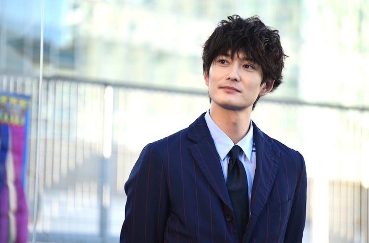组图：日韩合拍《圣地X》将上映 冈田将生川口春奈出席活动_1